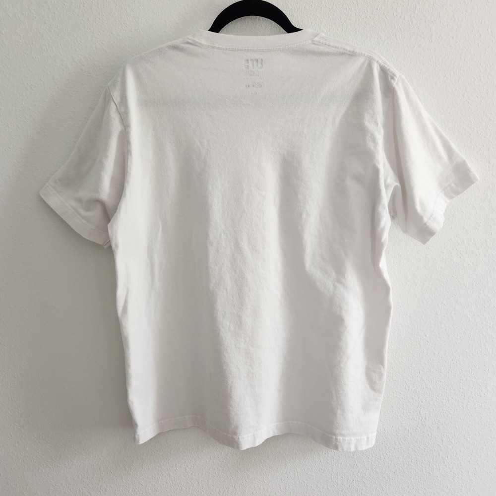UNIQLO Disney Mickey Mouse Graphic T Shirt White UT Graphic Tee Men's Large - Picture 3 of 10